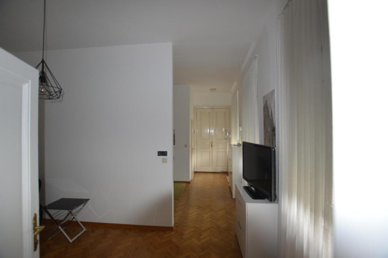 Apartment Penzing Wien Exterior foto